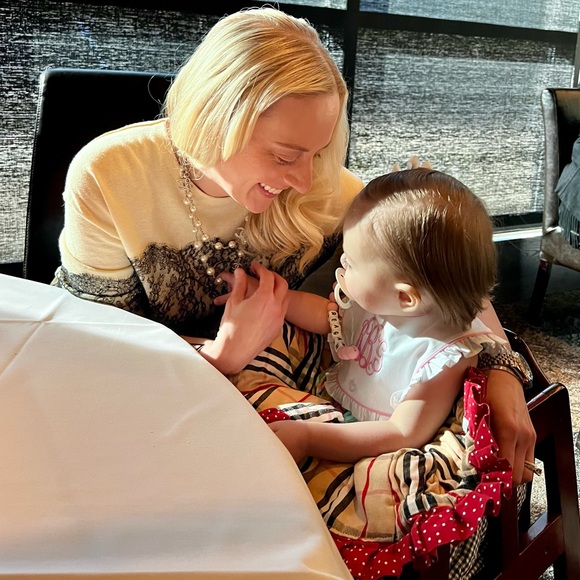 Meet your Posher, Ashley - Picture 3 of 9